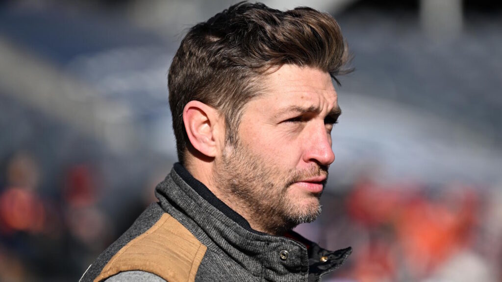 Jay Cutler to serve four days in jail, former NFL QB loses license in DUI plea deal