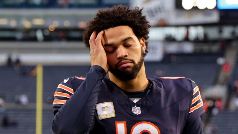 Bears task Caleb Williams with improving body language, minimizing 'triggers' after tumultuous rookie year