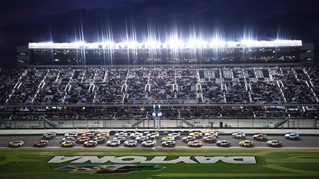 NASCAR regular-season finale at Daytona: Where to watch, live stream, lineup, race preview, pick to win