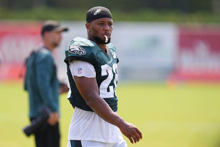 Saquon Barkley using trash talk to motivate Eagles in heat of camp: How words are energizing his teammates