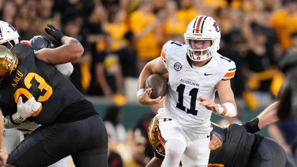 Death, taxes, and Auburn running the football? New QB Jackson Arnold looks to have the script down pat