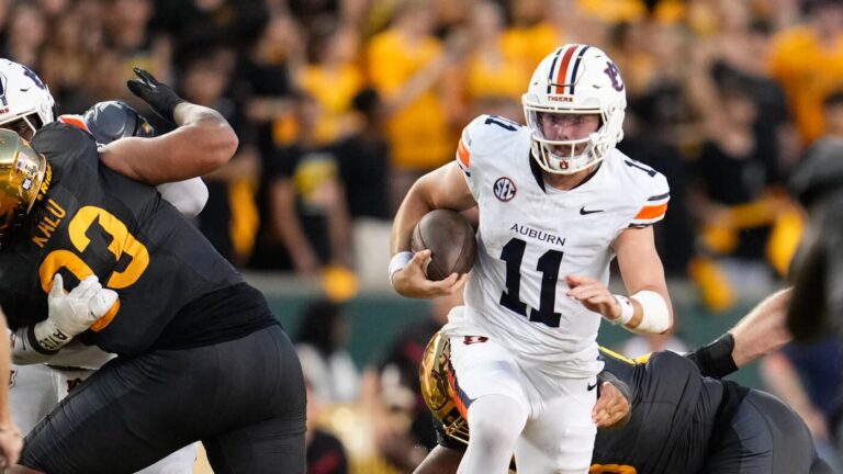 Death, taxes, and Auburn running the football? New QB Jackson Arnold looks to have the script down pat