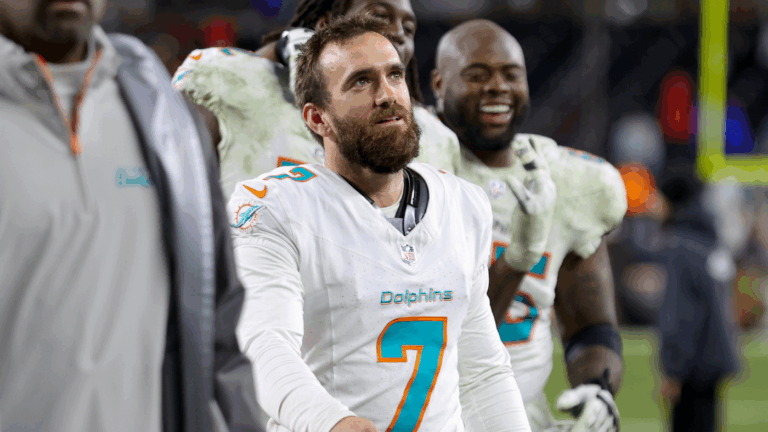 Jason Sanders injury: Dolphins kicker expected to miss 4-5 weeks with hip issue, per report