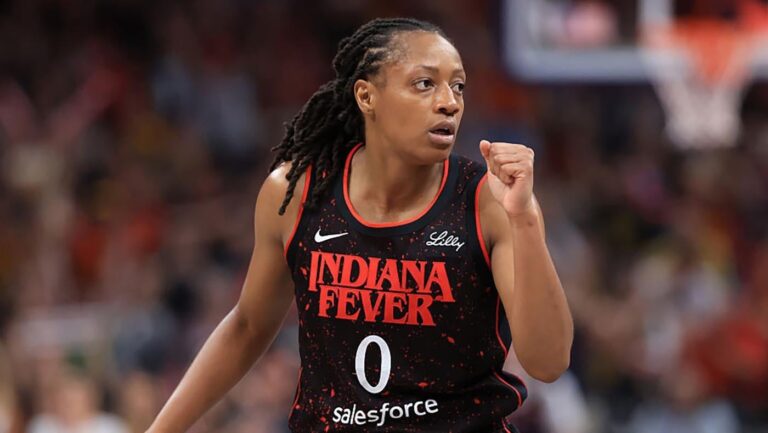 Kelsey Mitchell ties career-high, plays hero in overtime as Fever complete largest comeback in team history