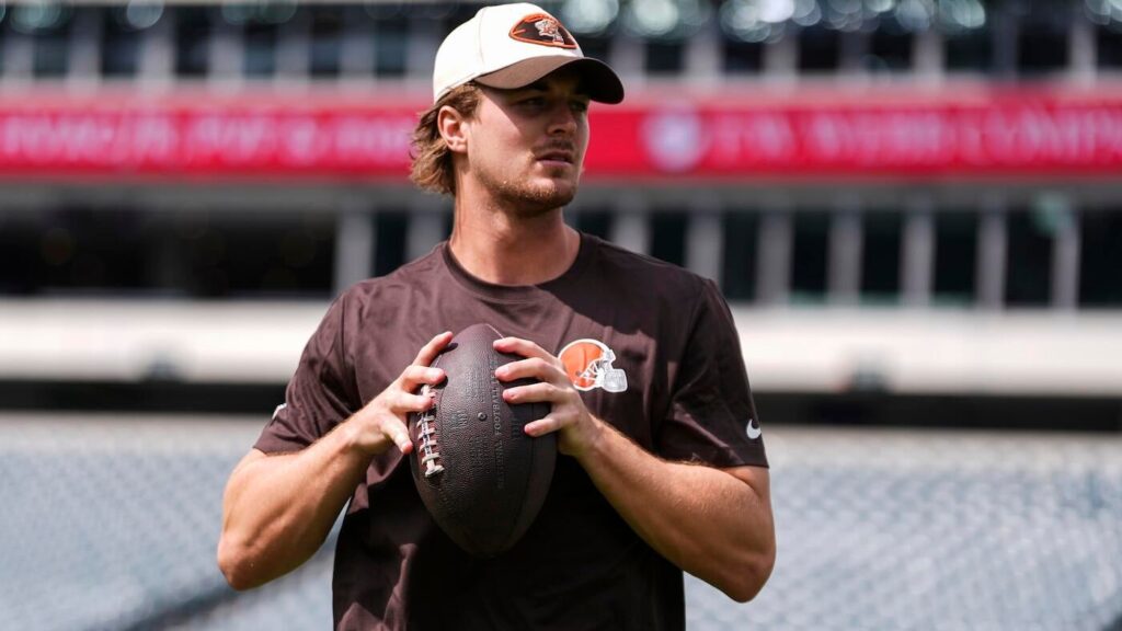 Browns trade Kenny Pickett to Raiders: What does this mean for Shedeur Sanders on Cleveland's QB depth chart?