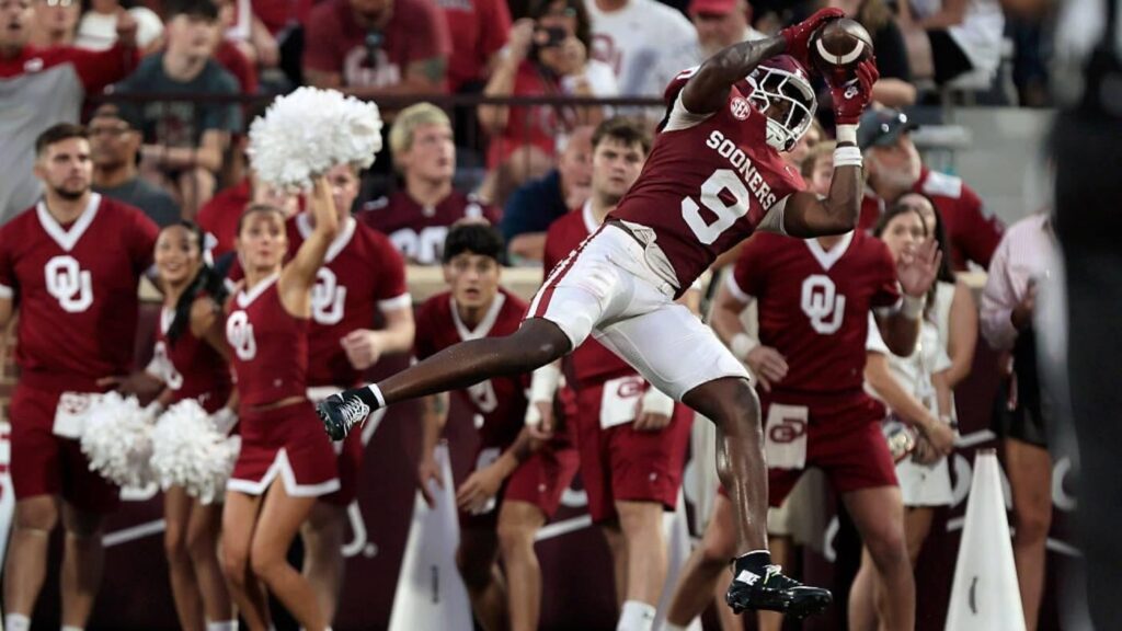 College football odds, lines, schedule for Week 2: Oklahoma, Iowa State early favorites in marquee showdowns