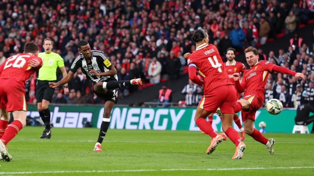 Newcastle vs. Liverpool live stream: Where to watch Premier League as Alexander Isak saga looms over match