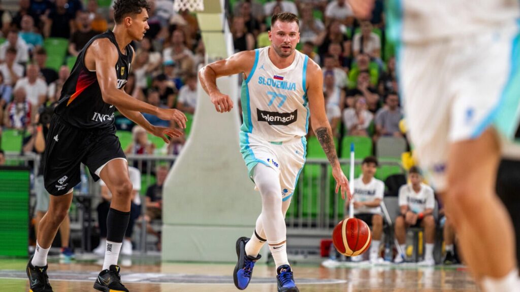 Lakers star Luka Dončić cleared to play for Slovenia on Tuesday after Eurobasket injury scare