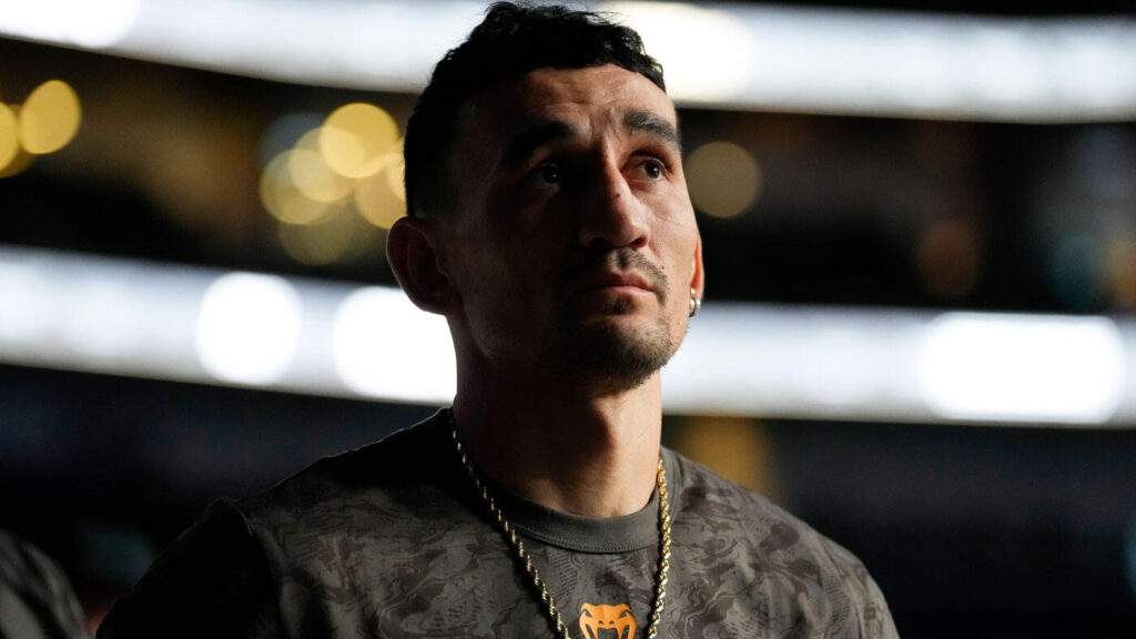 Max Holloway says he suffered injury in fight with Dustin Poirier at UFC 318 that will keep him out until 2026