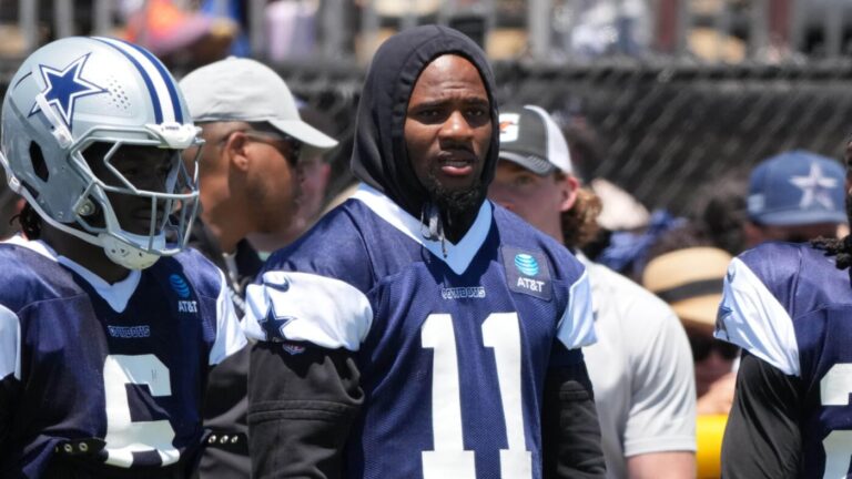 Micah Parsons changes his wardrobe, but not his stance, as 'Pay Micah' looms over Cowboys camp