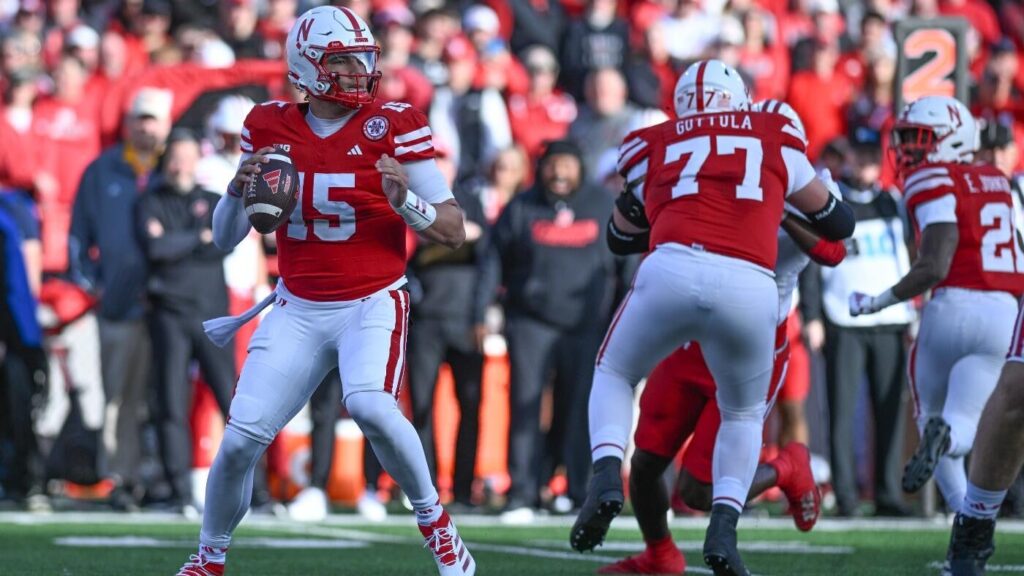 Nebraska vs. Cincinnati prediction, odds: Model reveals free 2025 college football Week 1 picks for Thursday