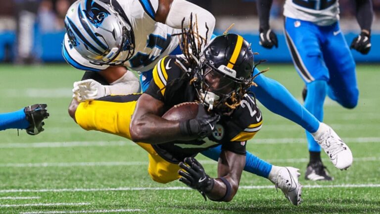 Steelers 53-man roster projection: Emerging running back makes his case to make Pittsburgh's roster