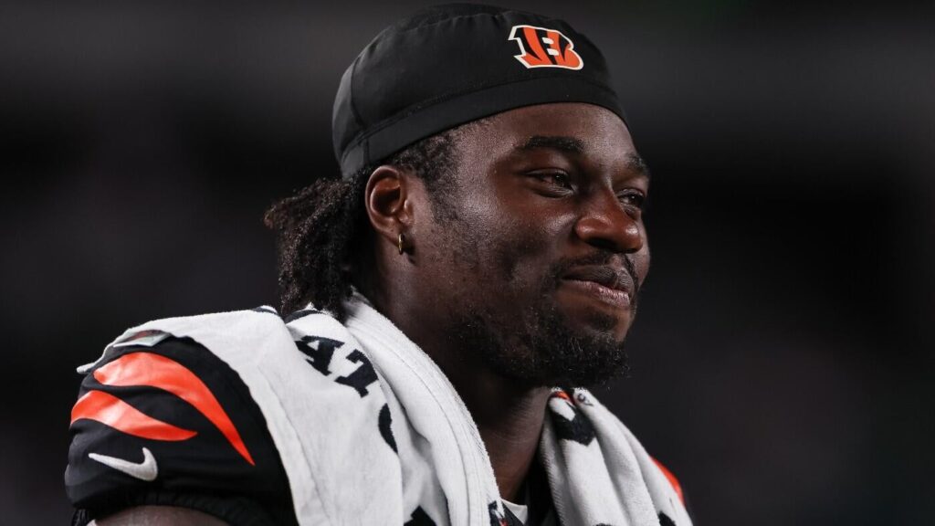 Bengals wrecking ball: Joe Burrow had a message for rookie Shemar Stewart, who's been a force in training camp