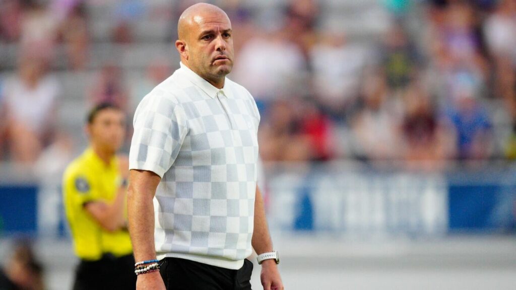 North Carolina Courage fire coach Sean Nahas, cite importance of a 'professional, competitive environment'