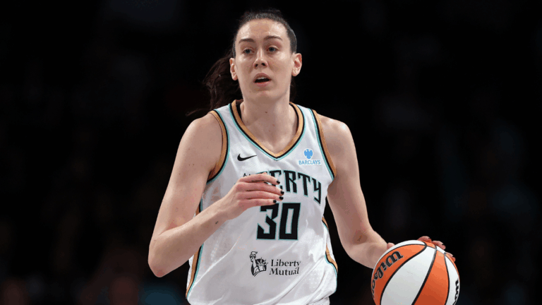 Breanna Stewart injury update: Liberty star says it's a 'non-negotiable' to return before birthday on Aug. 27