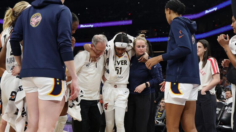 Fever's Sydney Colson exits game vs. Mercury with leg injury as backcourt thins further without Caitlin Clark