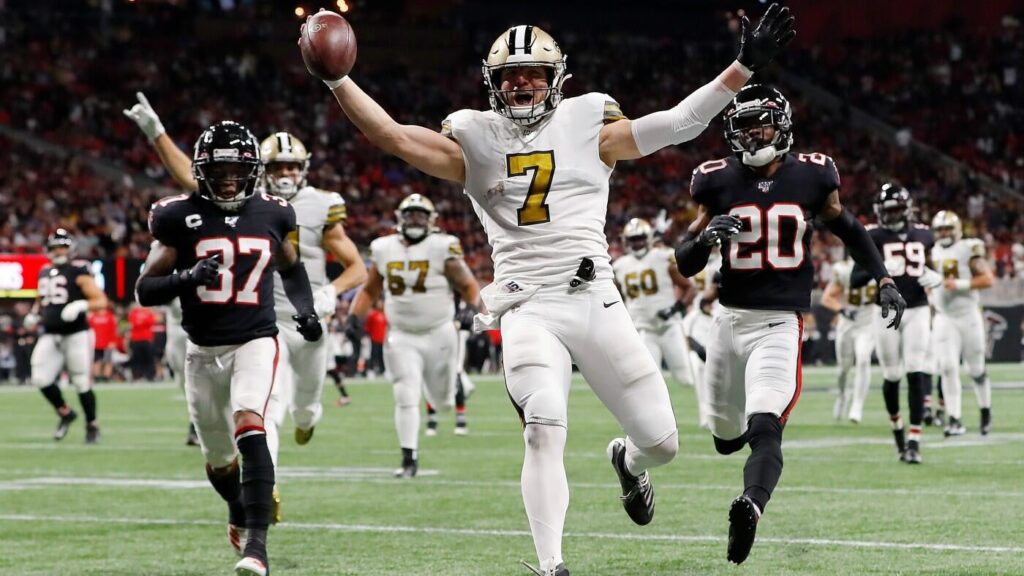 NFL veterans in danger of being cut, plus Daniel Jones wins Colts starting QB battle over Anthony Richardson