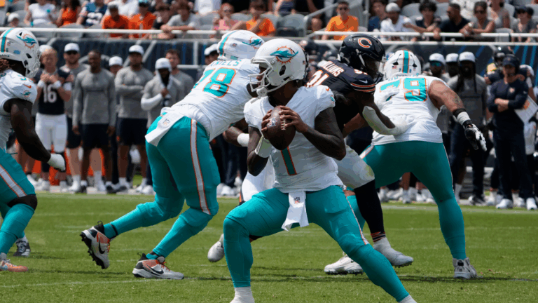 Jaguars vs. Dolphins odds, predictions, time: Expert on 37-12 roll gives free 2025 NFL Week 3 preseason picks