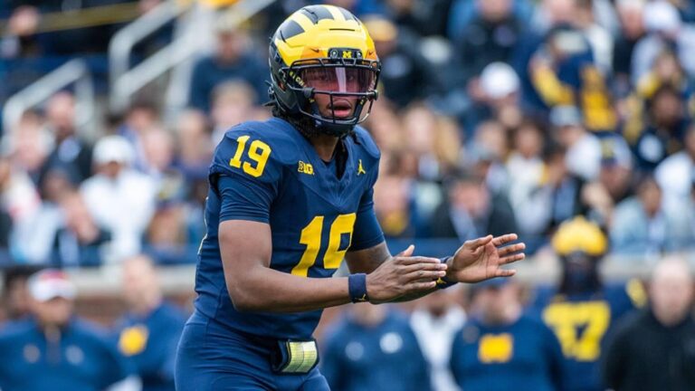 South Carolina, Michigan among teams that will go from ranked to unranked in 2025