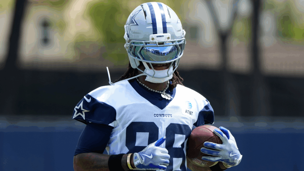 Referee explains sideline collision with Cowboys' CeeDee Lamb: 'It's more of a rare situation'