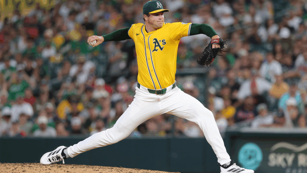 Padres crush MLB trade deadline; Terry McLaurin requests trade; Jonathan Kuminga eyeing Sacramento?