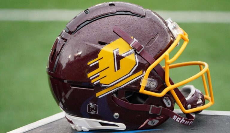 Central Michigan sought help from Connor Stalions during Michigan sign-stealing scandal