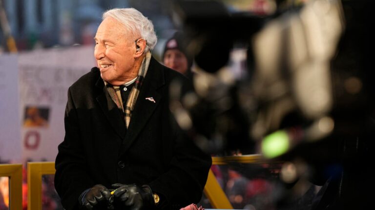 Lee Corso's last show: TV legend to make final 'College GameDay' appearance before Ohio State vs. Texas