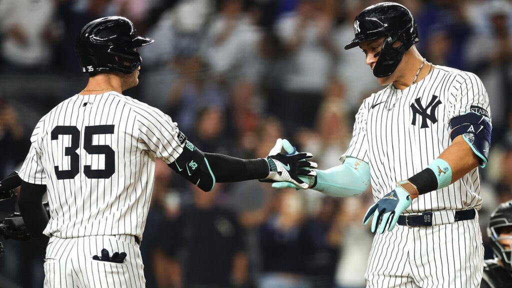 Yankees, Blue Jays tied atop AL East for first time since July 2 with four games to go in MLB season