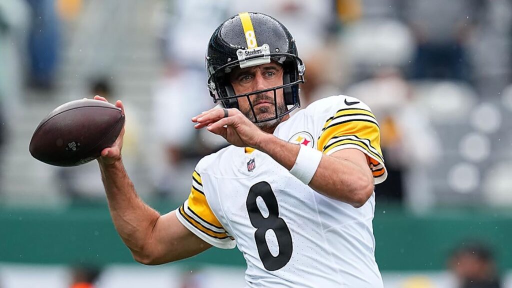 WATCH: Aaron Rodgers throws first touchdown pass with Steelers in season opener vs. Jets