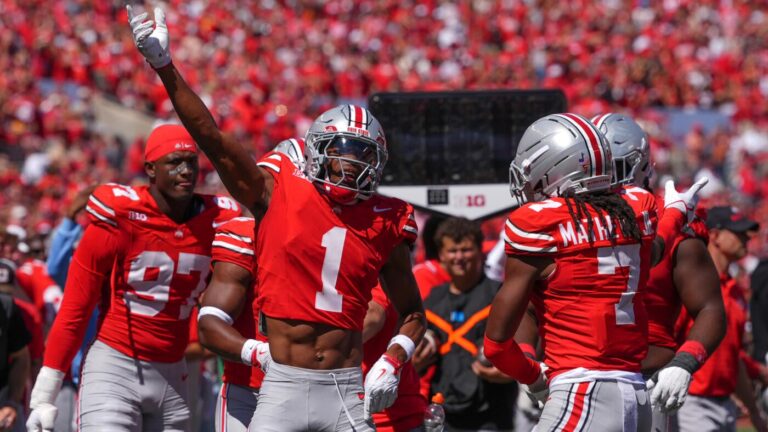 AP Top 25 poll: Ohio State back at No. 1 after downing Texas, LSU makes big jump after prime-time win
