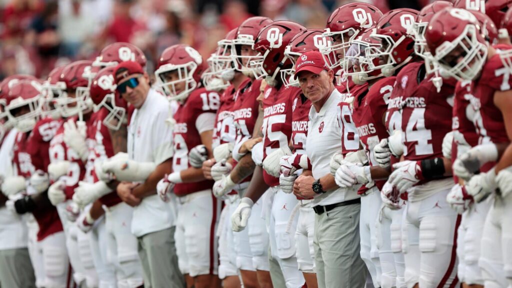 College football schedule, games 2025: What to watch in Week 2, TV channels, Saturday kickoff times