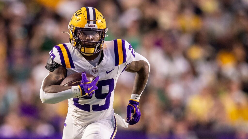 Caden Durham injury: LSU's top RB (ankle) 'doubtful' for showdown at No. 13 Ole Miss, per report