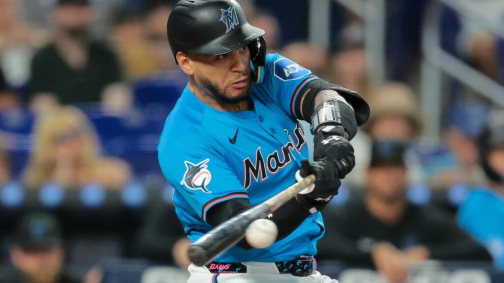 Early 2026 Fantasy Baseball Rankings: Top 20 at catcher reveals incredible surplus at normally weak position