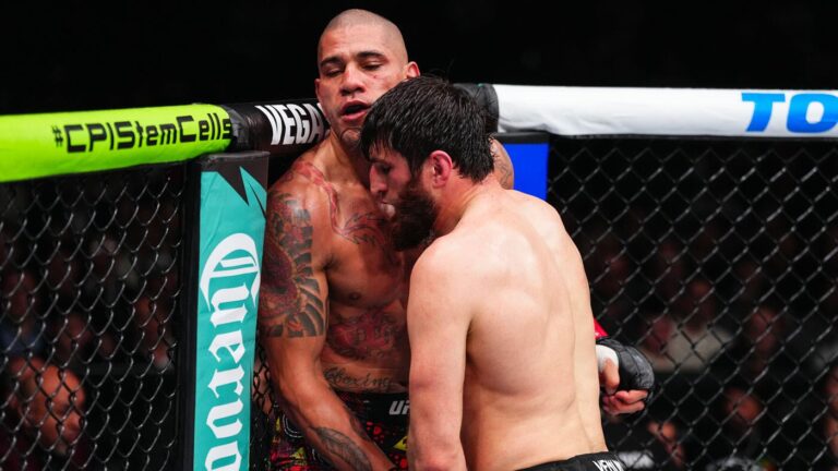 Alex Pereira reveals he was at just 40% in title loss to Magomed Anakalev: 'Surprised I was able to fight'