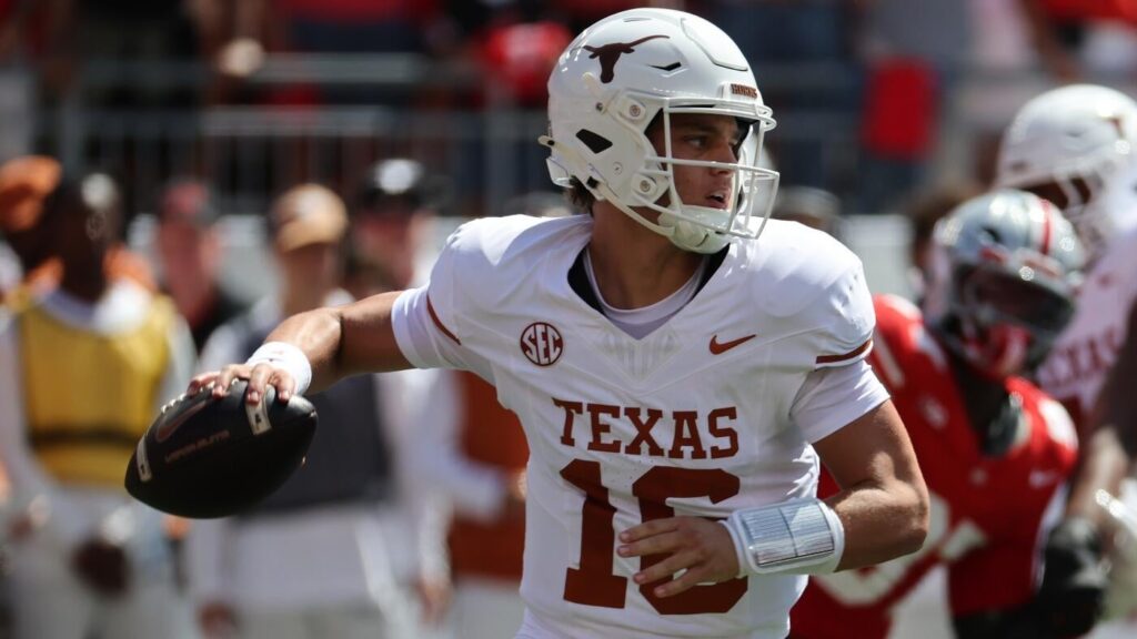 College football odds, picks, predictions for Week 6, 2025: Model backs Texas, Louisville in best bets