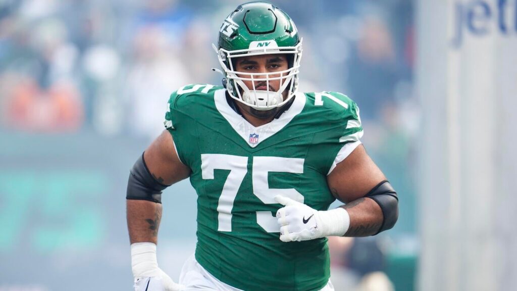 Jets OL Alijah Vera-Tucker suffers significant arm injury that could require surgery, per report