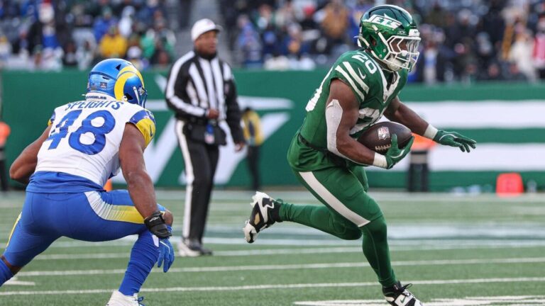 Jets vs. Dolphins prediction, odds, time: 2025 NFL Week 4 Monday Night Football picks from proven model