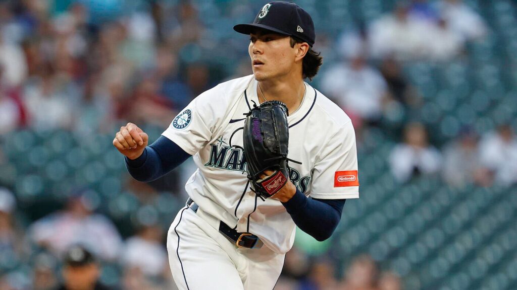 Bryan Woo injury update: Mariners starter dealing with pec muscle inflammation after leaving start vs. Astros