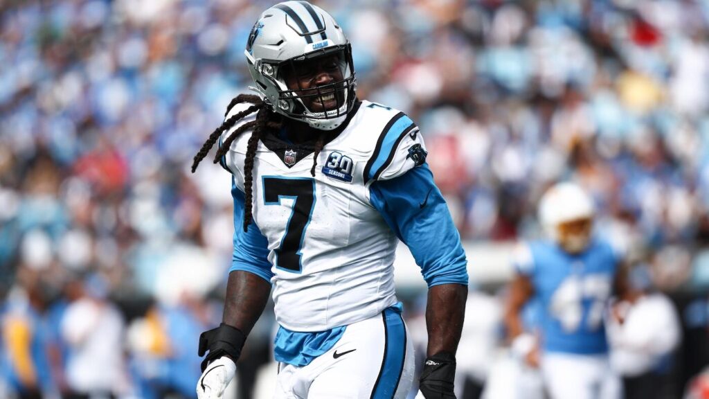 Former No. 1 overall pick Jadeveon Clowney to visit Cowboys, per report