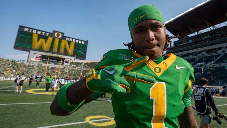 Oregon, Missouri top longest active home win streaks in FBS after Georgia, Washington runs snapped in Week 5