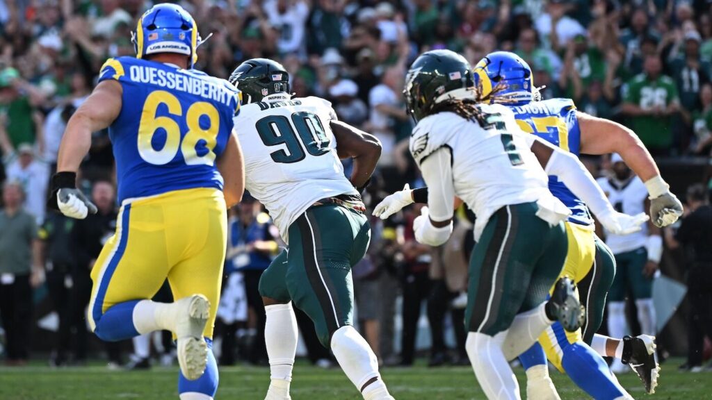 Eagles pull off remarkable 19-point comeback vs. Rams, cover the spread on final play with ultimate bad beat