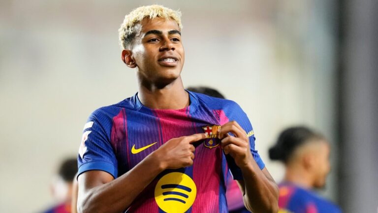 Barcelona eye first place in LaLiga as Atletico Madrid open the door after bashing Real Madrid