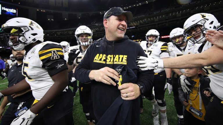 LOOK: UCF to honor late OL coach Shawn Clark with helmet sticker for remainder of 2025 season