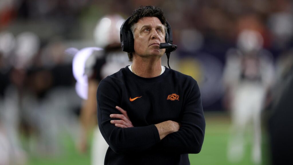 Oklahoma State fires Mike Gundy; Jaxson Dart replaces Russell Wilson; Oklahoma QB John Mateer injured