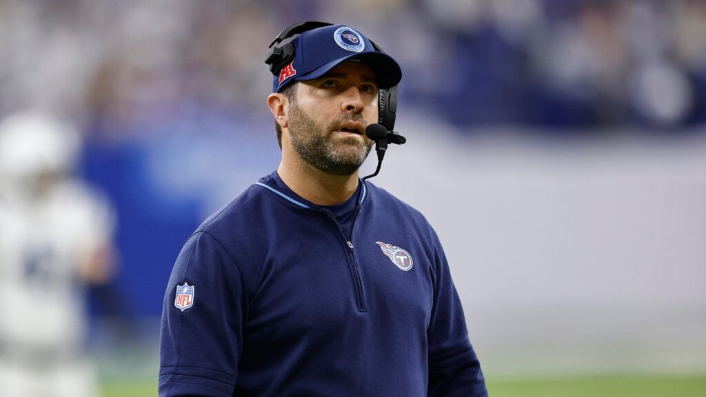NFL coaching hot seat rankings: When will Titans move on from Brian Callahan? Can Dave Canales save his job?