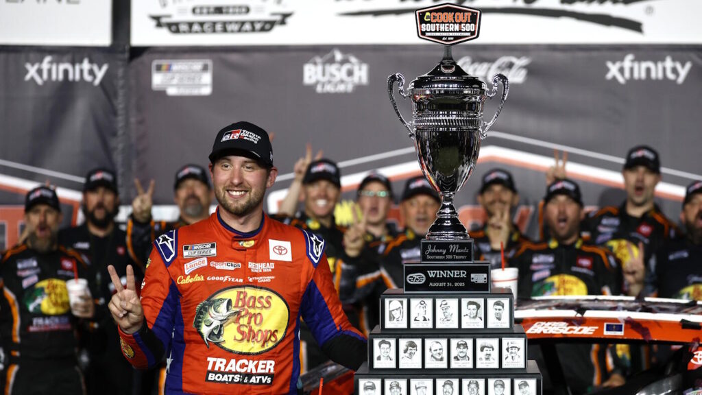 2025 Southern 500 results: Chase Briscoe holds off Tyler Reddick to secure dominant win in playoff opener
