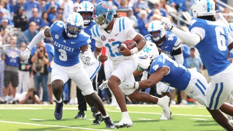Starting quarterbacks Austin Simmons and Zach Calzada exit Kentucky vs. Ole Miss with injuries