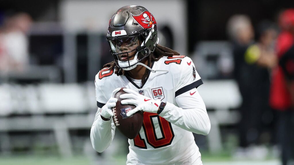 Buccaneers QB Teddy Bridgewater suspended for high school football season after giving impermissible benefits