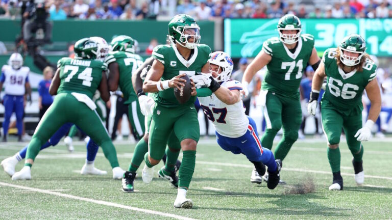 Jets QB Justin Fields in concussion protocol after injury during New York's blowout loss to Buffalo Bills