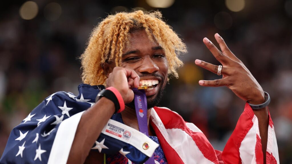 Noah Lyles matches Usain Bolt record with fourth consecutive 200-meter world championship